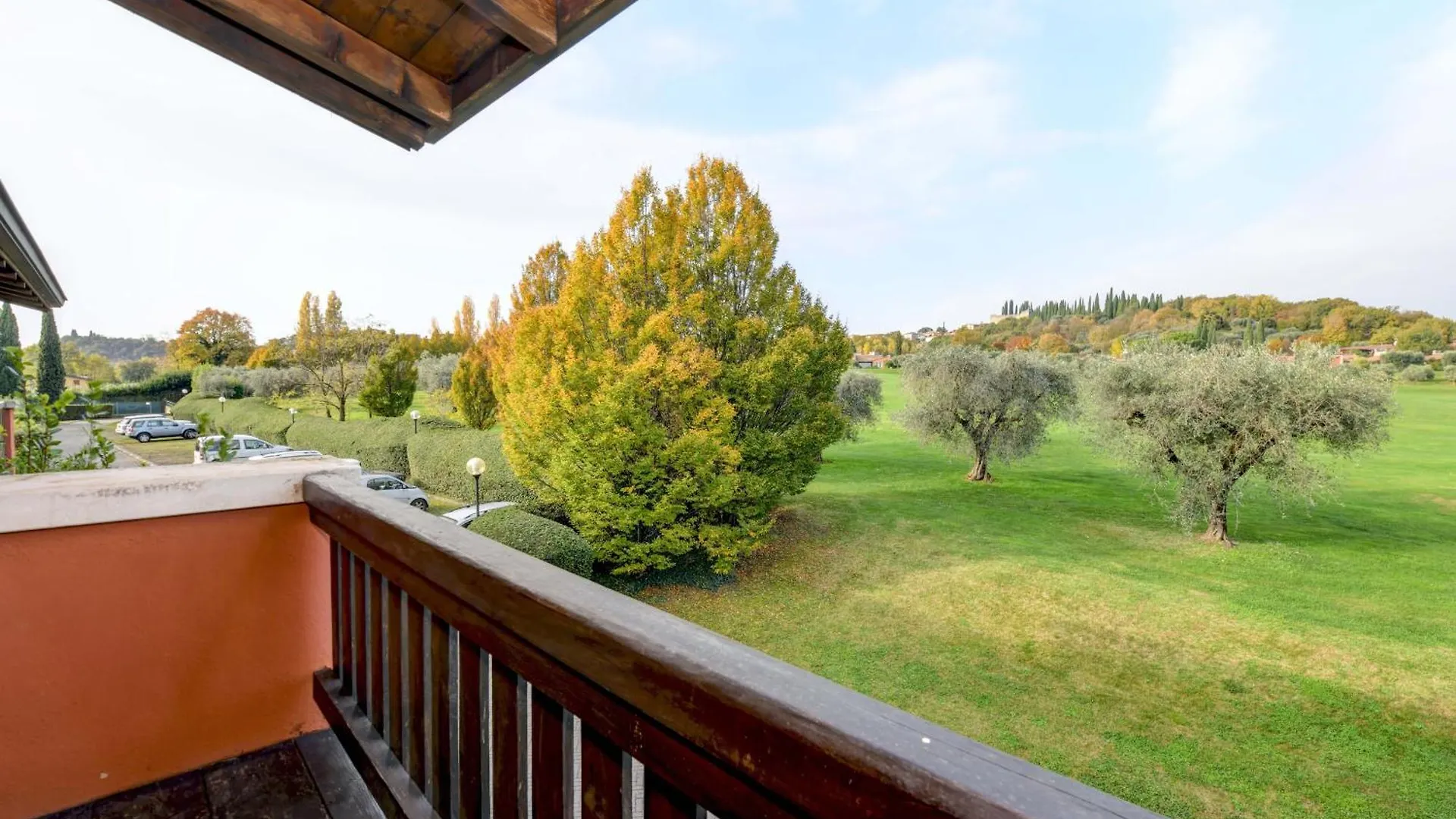 Garda Golf Apartment - Pool Residence - By Host4U Soiano Del Lago Itálie